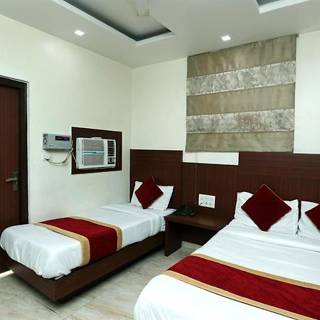 Hotel Toto International Dx 新德里 外观 照片